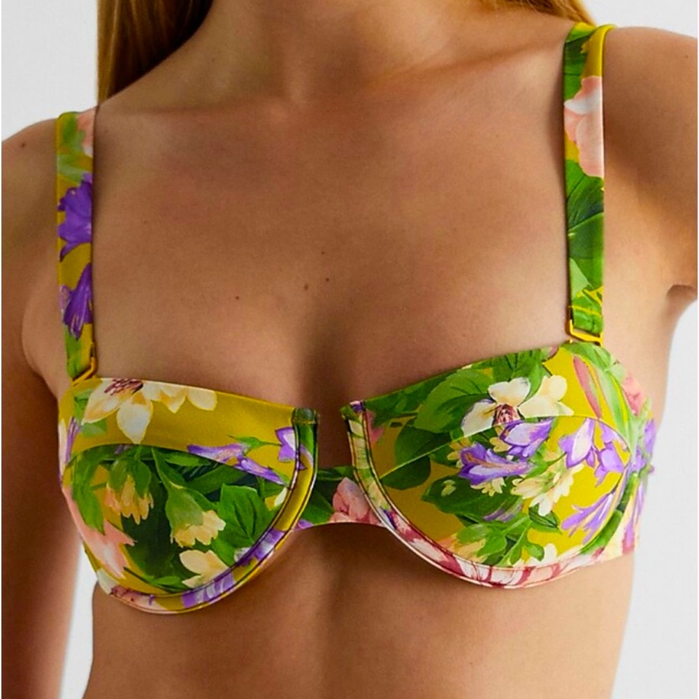 Bathing suit set!